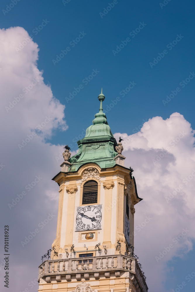 Obraz premium Kirchturm Uhr