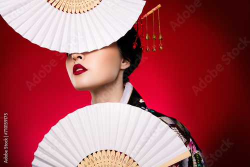 Canvas-taulu Photo of glamour indonesia lady geisha dressed costume tea ceremony festival iso