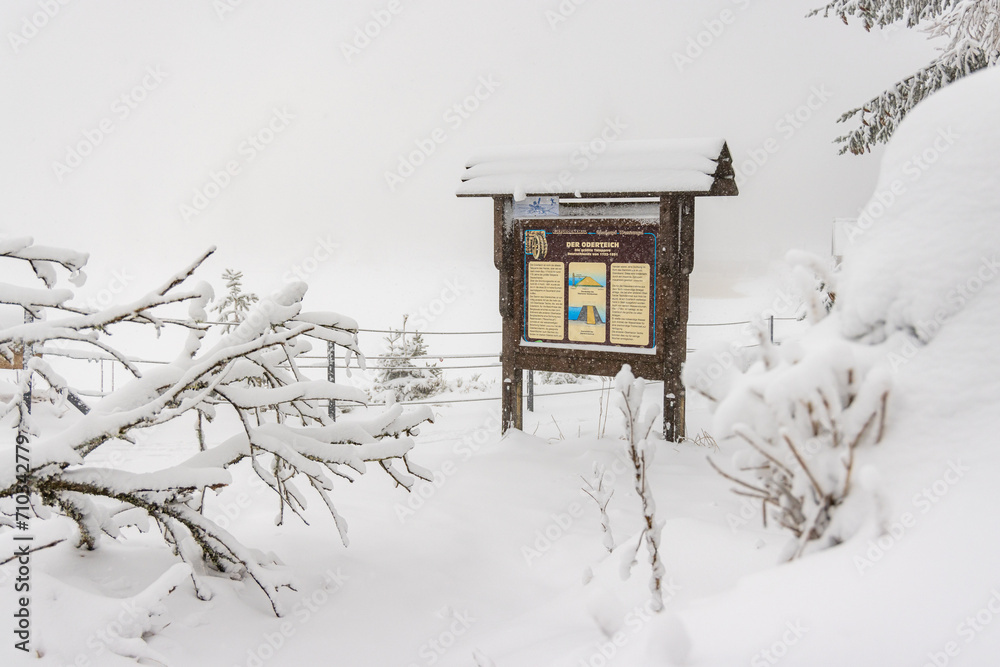 Winterwanderung um den Oderteich Bilder aus dem winterlichen Nationalpark Harz Niedersachsen Winterwanderung um den Oderteich Bilder aus dem winterlichen Nationalpark Harz Niedersachsen