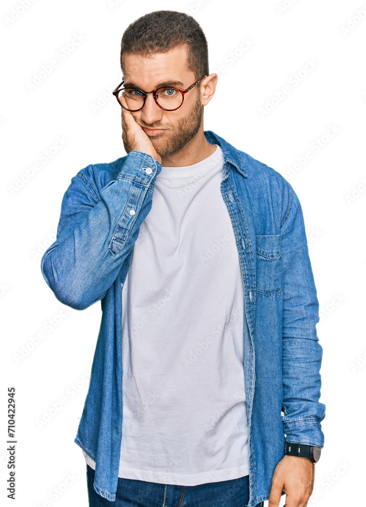 © Krakenimages.com - Young caucasian man wearing casual clothes thinking looking tired and bored with depression problems with crossed arms. © Krakenimages.com - Young caucasian man wearing casual clothes thinking looking tired and bored with depression problems with crossed arms.