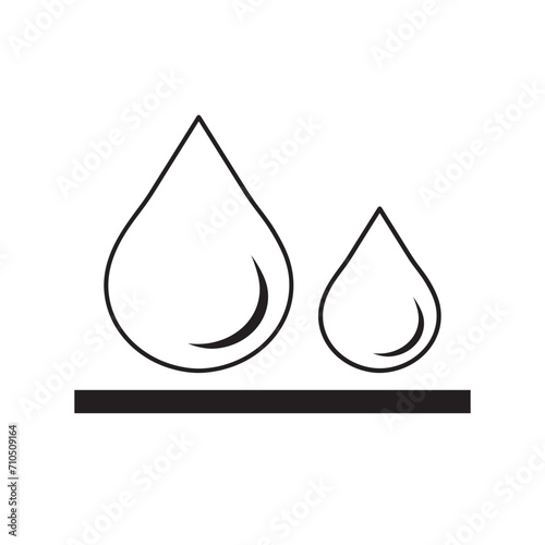 Water Drop Icon. Vector rain drop icon.
