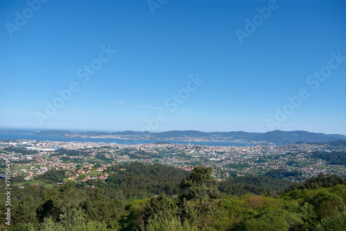 Panorámica de la ciudad de Vigo vista desde los montes de Beade  © UbaldoOvidio