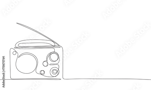 Radio one line continuous line. Line art retro radio outline, silhouette. Hand drawn vector art.