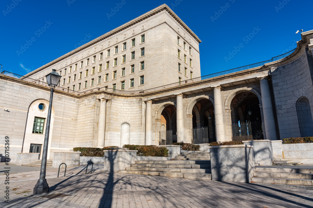 Obraz premium Government buildings of new ministries in the city of Madrid, Spain.