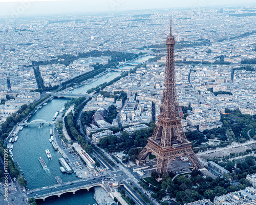 Tour Eiffel vue du ciel