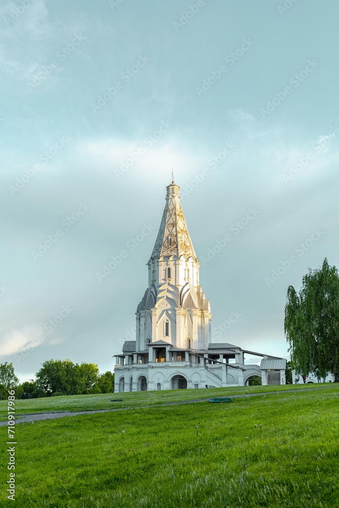 Church of the Ascension in Kolomenskoye park, Moscow