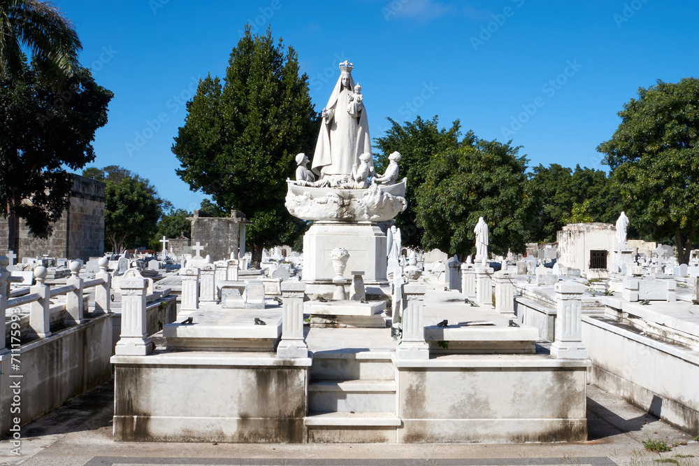 Fototapeta premium The Colón cemetery is declared a National Monument of Cuba. With its 57 hectares, it is the most important cemetery in the country. It has a large number of sculptural and architectural works, which i