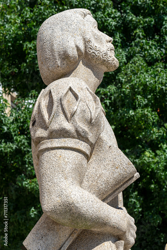 Slika na platnu statue in honor of Pero da Covilhã who traveled by Vasco da Gama in India