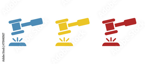 judge's gavel icon on a white background, vector illustration