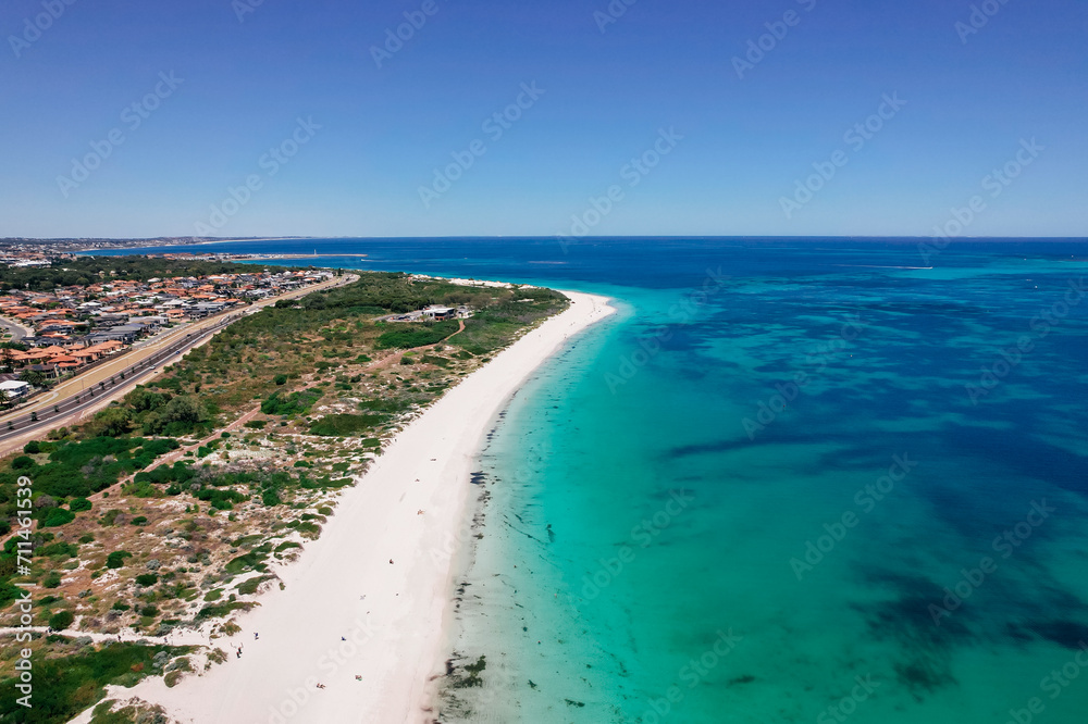 Stunning white sand and turquoise water at Pinnaroo Point in Perth, Western Australia
