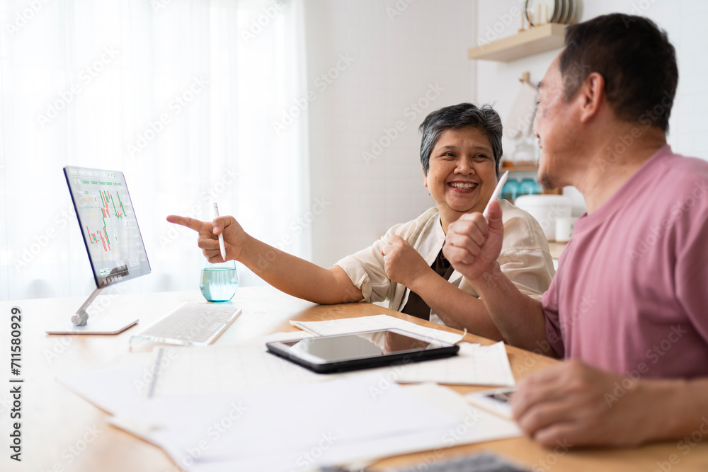 Fototapeta premium Senior couple learning about new technology, Active modern life after retirement