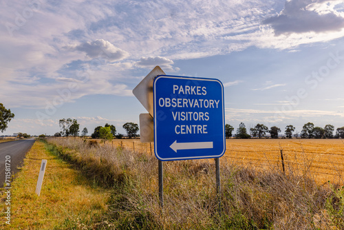 Road sign at the entrace to the Parkes Radio Telescope photo