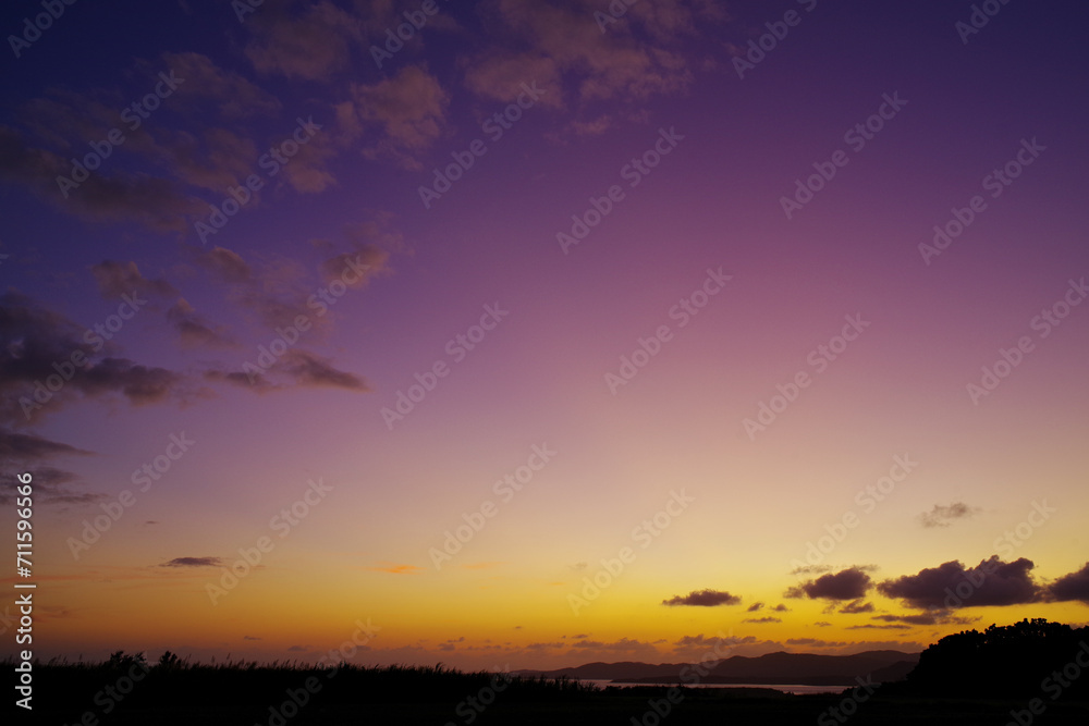 沖縄県小浜島　美しい夕焼け空