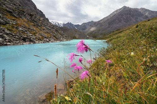 Karakabak lakes in the Altai Mountains photo