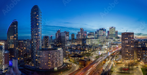 Canary Wharf  London cityscape at night