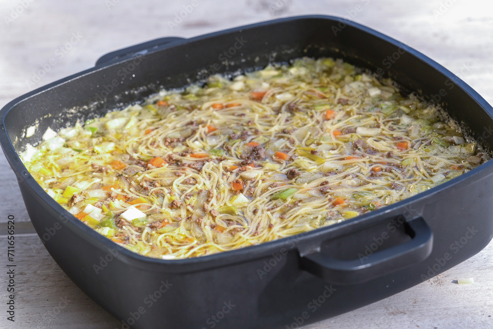 Nudelsuppe Nudelsuppe