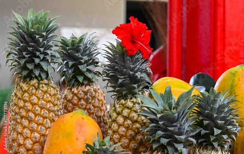 Ananas frais au marché de Papeete