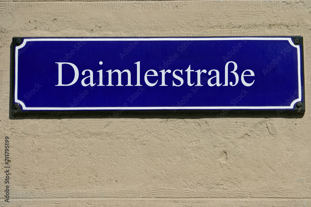 Fototapeta premium Emailleschild Daimlerstraße