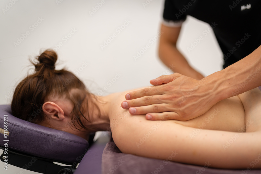 Concentrated Back Massage by Professional Masseuse