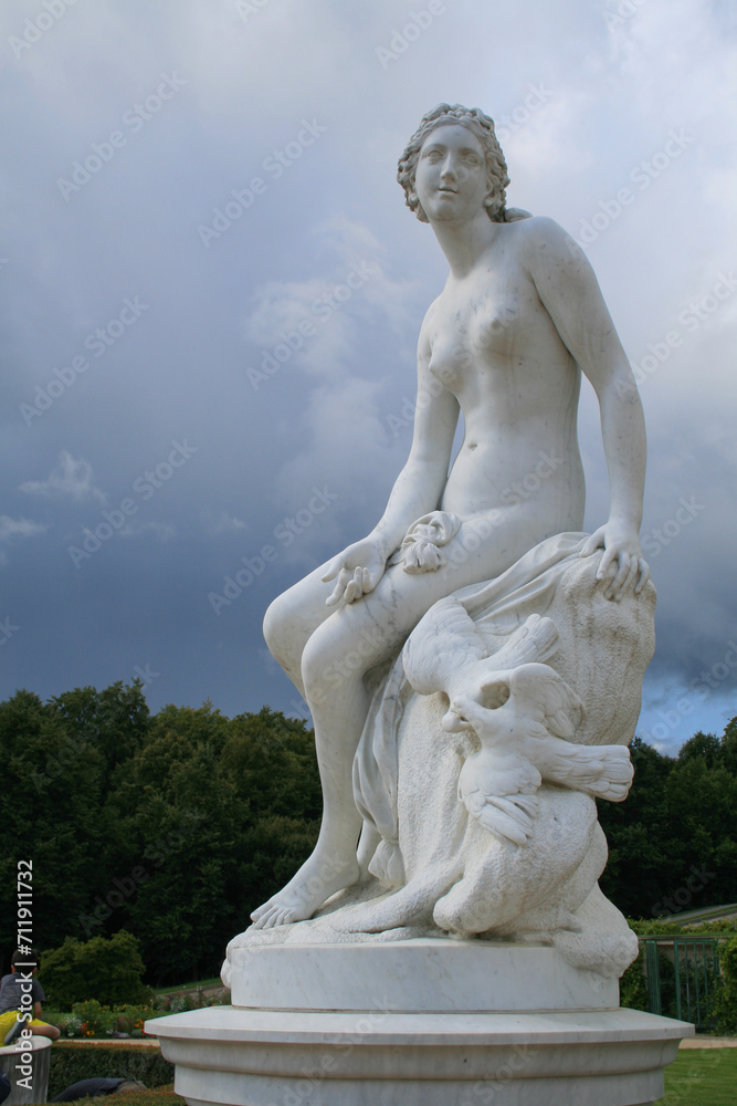 Statue at the fountain at Sanssouci
