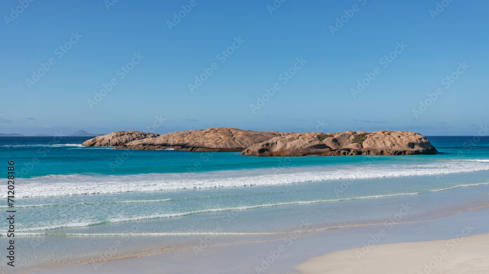 Granite islets at Twilight Beach, Esperance, Western Australia - such beautiful turquoise water & white sand Granite islets at Twilight Beach, Esperance, Western Australia - such beautiful turquoise water & white sand