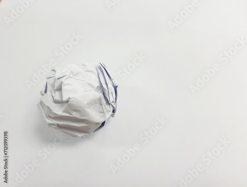 The paper ball 1
