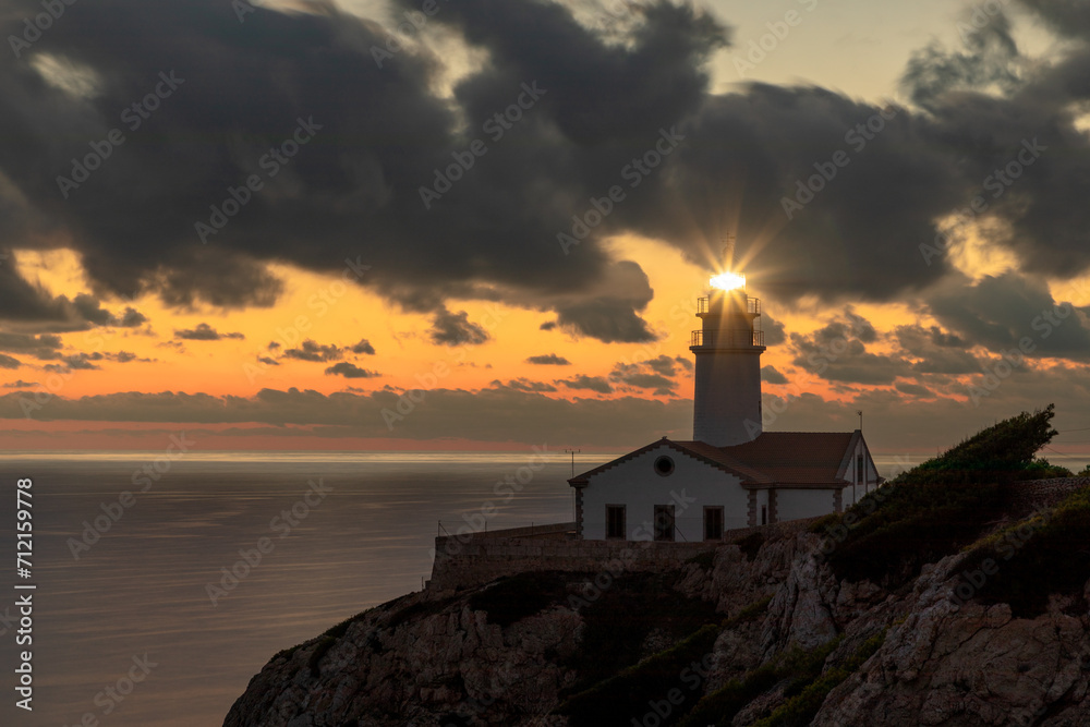 Morgendämmerung am Leuchtturm von Capdepera bei Cala Rajada, Mallorca