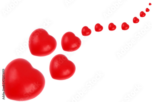 Concept Saint-Valentin avec des cœurs de différentes tailles sur fond blanc