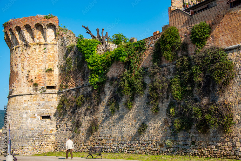 Fototapeta premium Bastion St Francis - San Gimignano - Italy