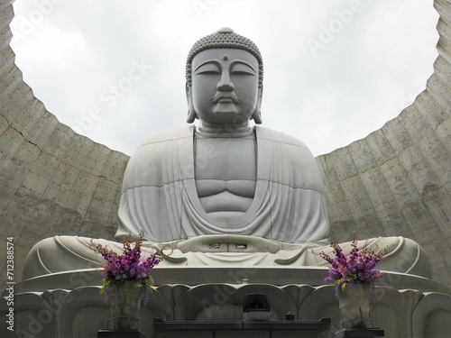 真駒内滝野霊園 頭大仏2 photo