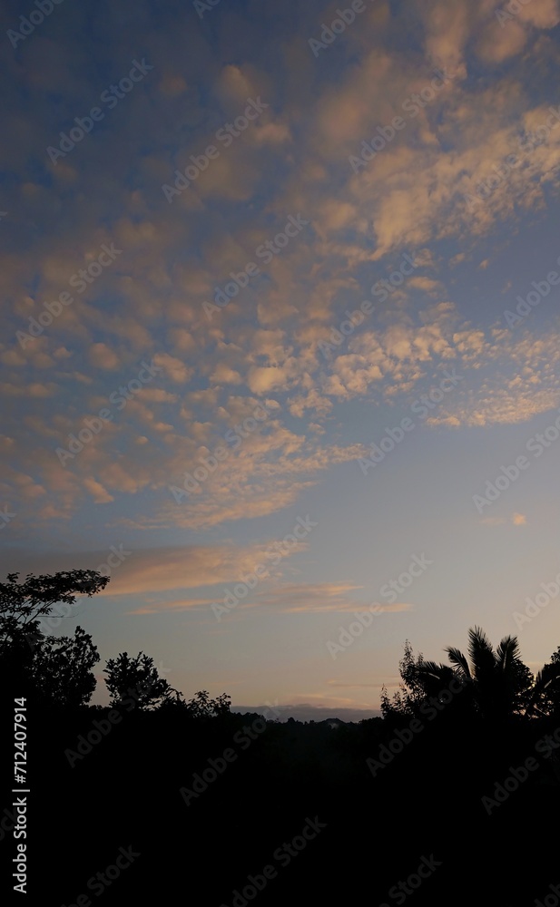 Fototapeta premium Beautiful Sky and Clouds at Morning