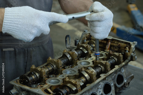 Foto Car engine repair