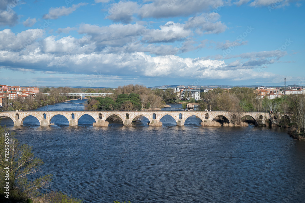 Views of the Duero River and the Puente de Piedra (Stone Bridge) from the Troncoso viewpoint, in the city of Zamora, Spain