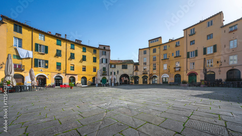 Lucca, Piazza dell' Anfiteatro square. Tuscany, Italy © stevanzz