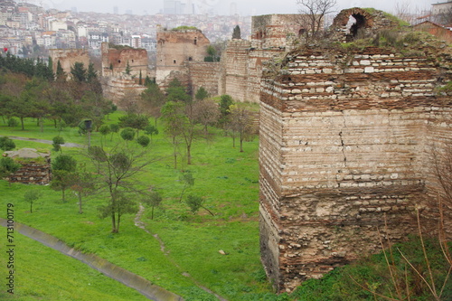 Obraz na plátně View of the famous Theodosian Walls of Constantinople, modern Istanbul, Turkey