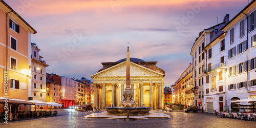 Canvas Print Rome, Italy with the Pantheon and Piazza Della Rotonda