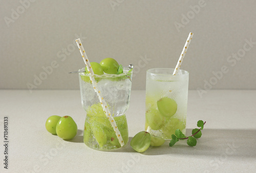Green Grapes Shine Muscat Soda Sparkling Water Mojito with Mint Leaf