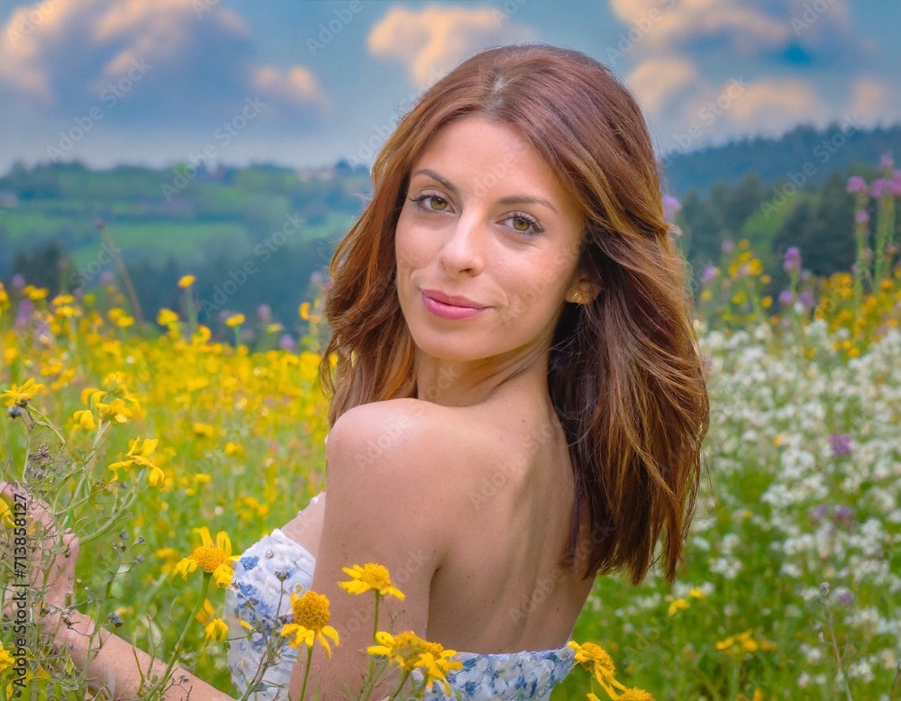 Une jolie modèle au milieu des fleurs