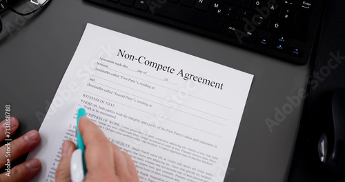 Non Compete Agreement. Business Competition Contract