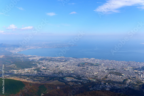 【別府】鶴見岳から見た別府市街と別府湾の景色