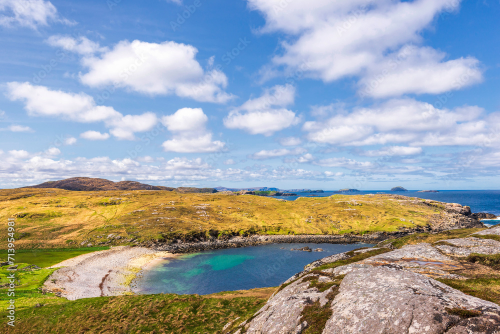 Obraz premium views of the gearrannan blackhouse village, and the area surrounding it, Isle of Lewis, Scotland