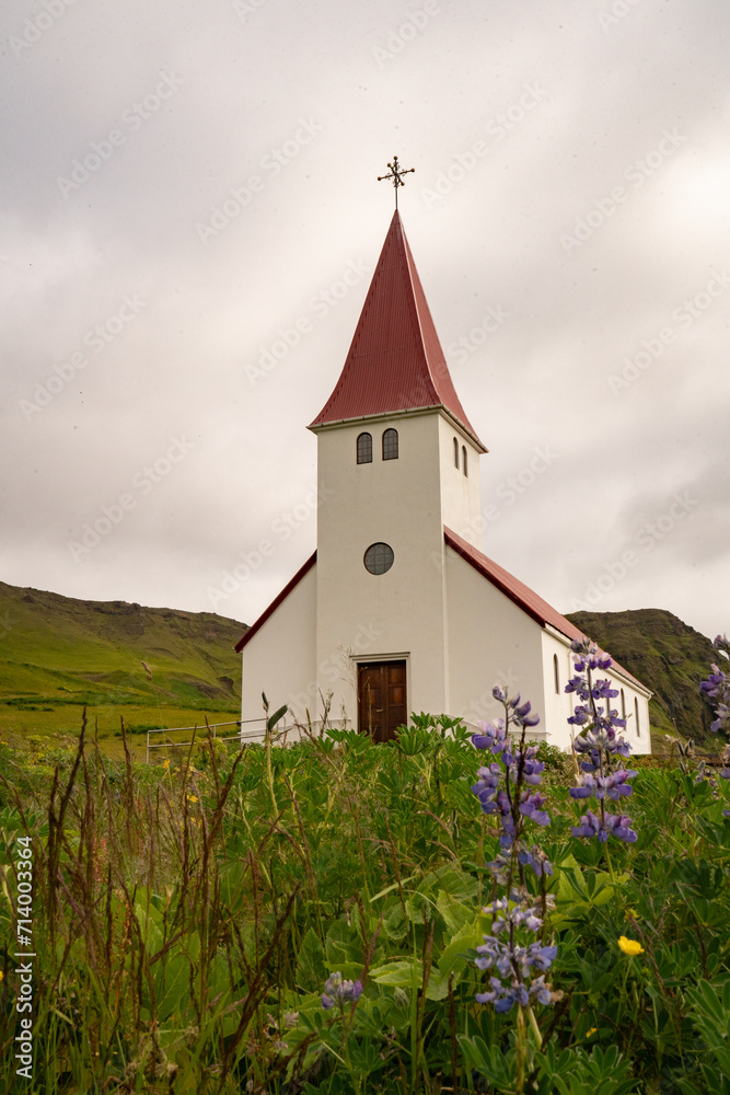 Fototapeta premium church in the mountains