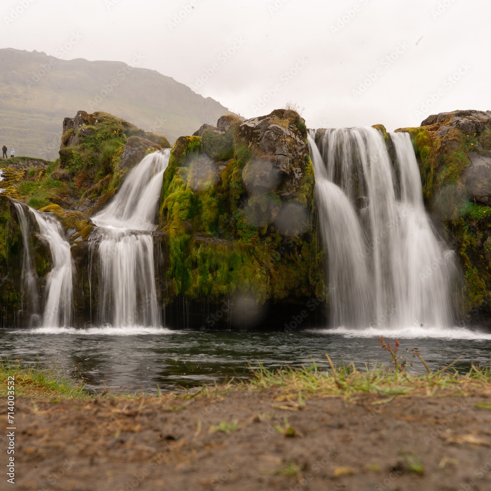 Fototapeta premium waterfall in the park