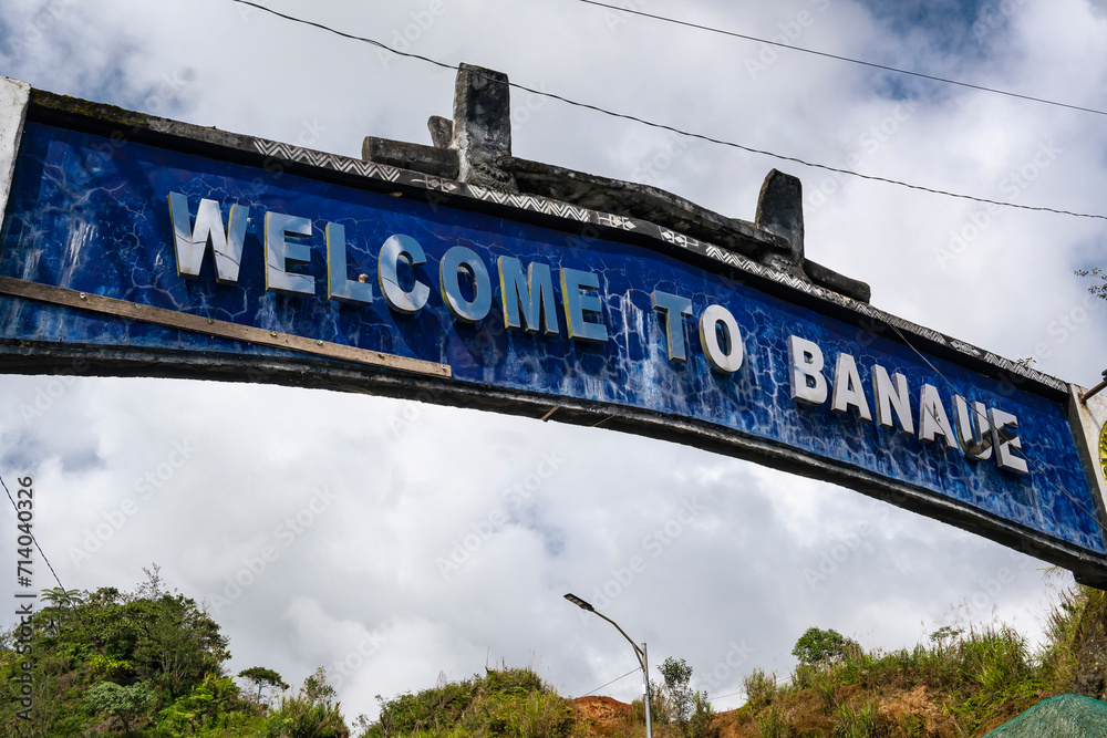 Obraz premium Banaue, Ifugao, Philippines - Jan 15, 2024: The Banaue Arch, along the Nueva Viscaya - Mt Province Road.