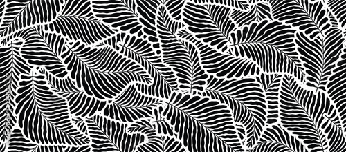 palm leaves seamless pattern. 