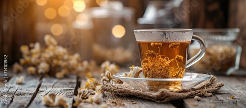 Tea with Dry Corn Silk Herb for kidney issues, focusing on selectivity.