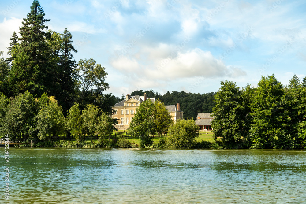 Promenades sur l'Erdre- Nantes- France en été