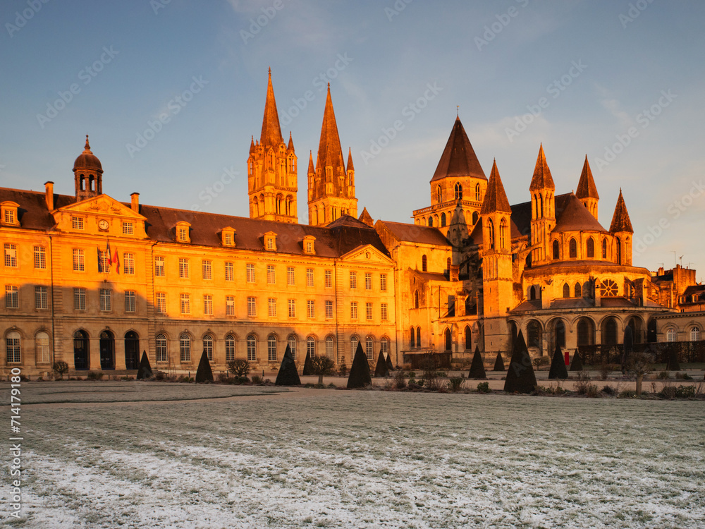L'abbaye aux hommes de Caen, un matin d'hiver.