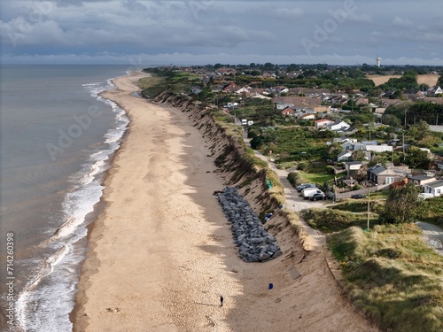 Fotografia .Hemsby seaside village Norfolk England houses in danger from coastal erosion