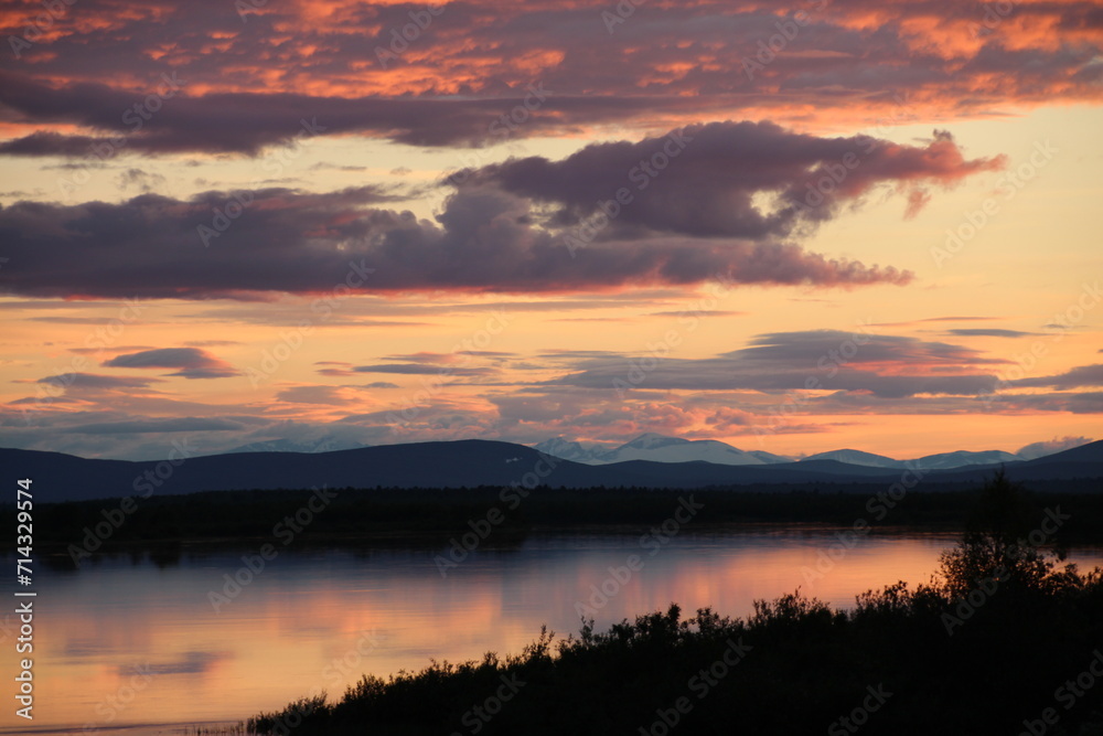 Sonnenuntergang in Schwedisch Lappland